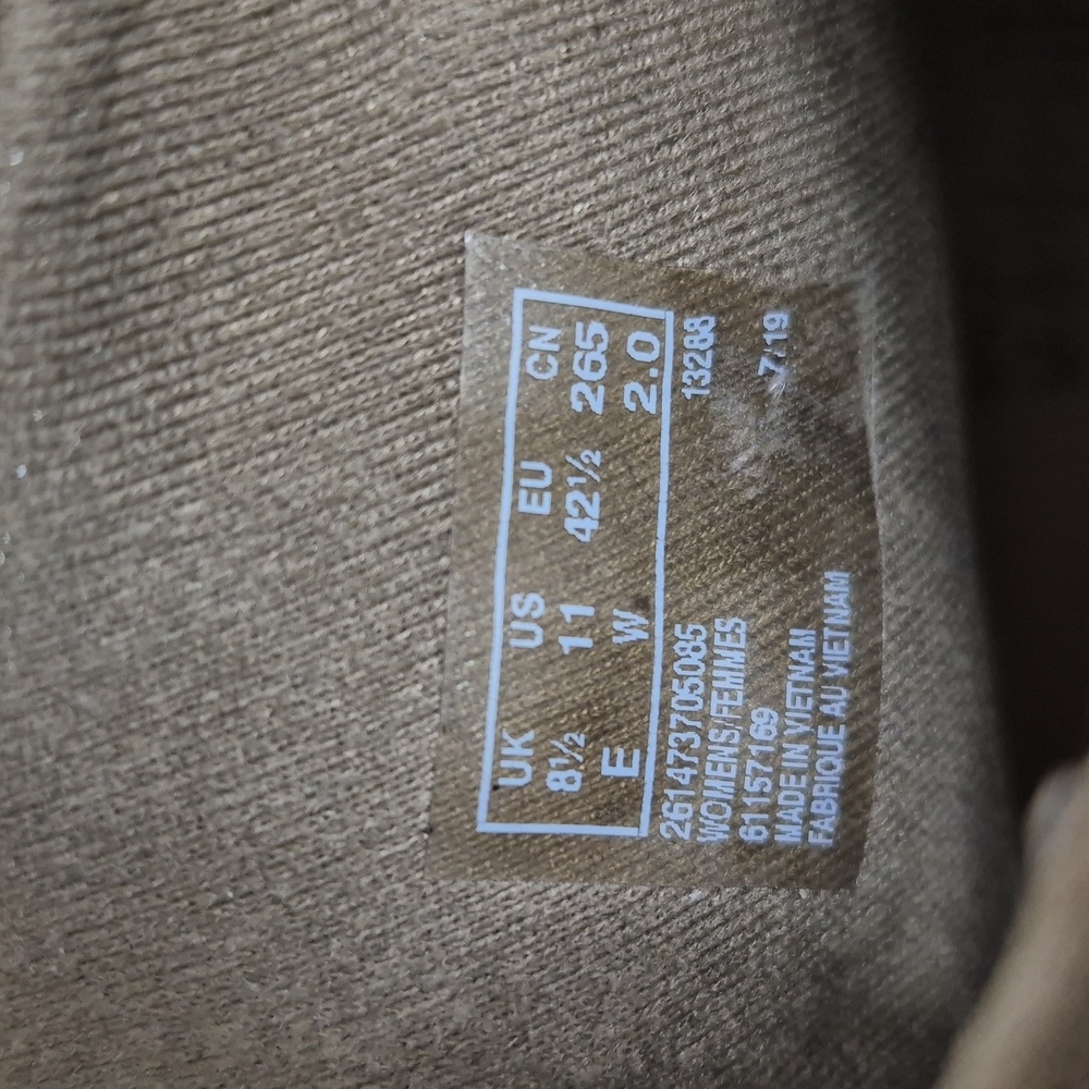 Clarks Sharon Salon Wedge Ankle Boots Taupe Size 11W Side Zip Suede - Picture 6 of 16